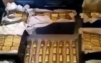 Gold Bars For Sale in Casemates Square