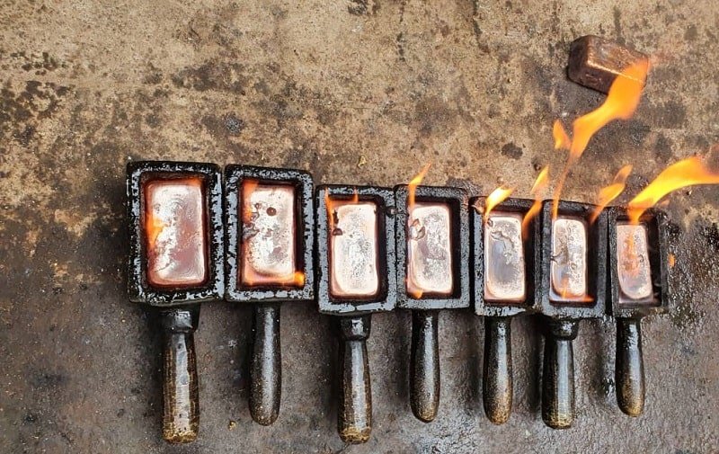 gold smelting congo invest in gold-min gold-bullion-invest-in-gold